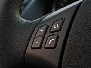 2012xDrive 20i A п؅^