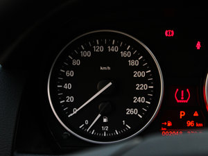 2012xDrive 20i A п؅^(q)