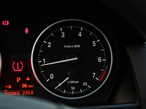 2012xDrive 20i A п؅^(q)