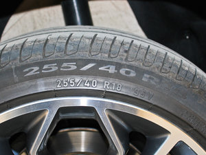 2012xDrive 28i A ݆̥ߴ