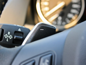 2012xDrive 28i A п؅^