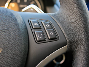 2012xDrive 28i A п؅^