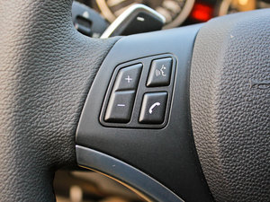 2012xDrive 28i A п؅^