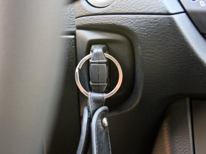 2012xDrive 28i A п؅^