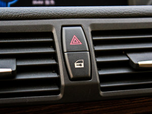 2012xDrive 28i A п؅^(q)