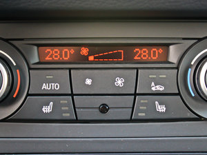 2012xDrive 28i A п؅^(q)