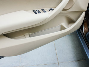 2012sDrive 20i I(lng)Ȱ g