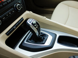 2012sDrive 20i IȰ g