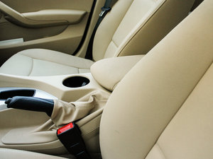 2012sDrive 20i IȰ g