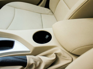 2012sDrive 20i IȰ g