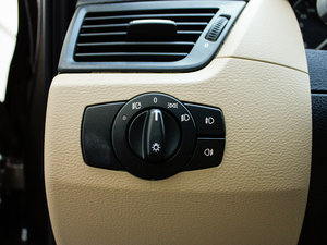 2012sDrive 20i I(lng)Ȱ g