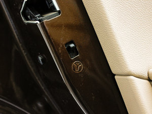 2012sDrive 20i I(lng)Ȱ g