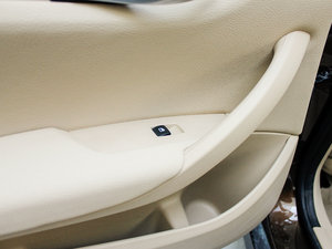 2012sDrive 20i I(lng)Ȱ g