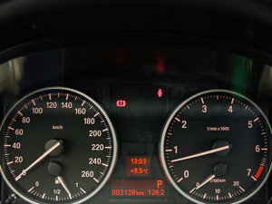 2012sDrive 20i IȰ п؅^(q)