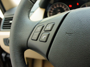 2012sDrive 20i IȰ п؅^(q)