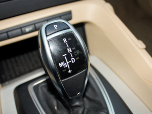 2012sDrive 20i IȰ п؅^(q)