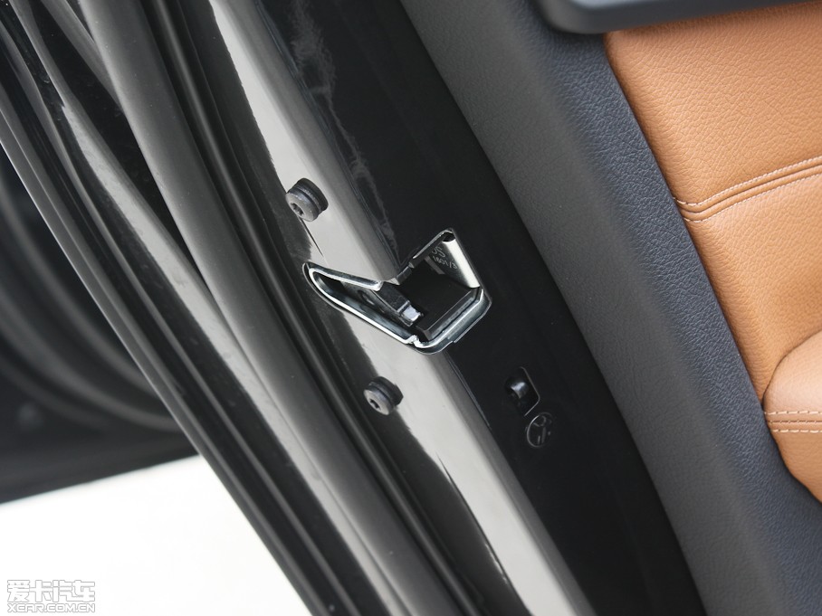 2013R3ϵ 328Li Lа