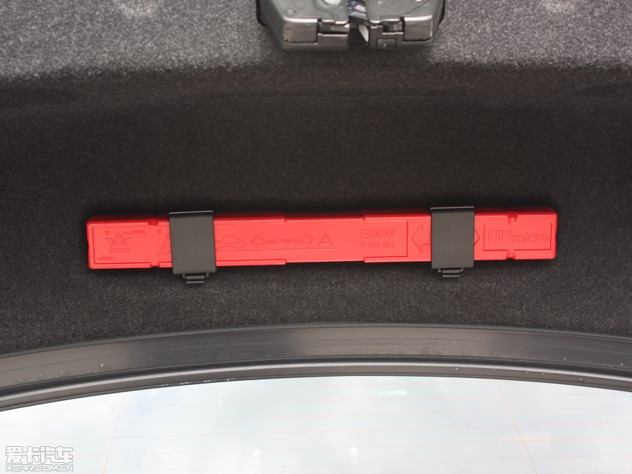 2013R3ϵ 328Li L(fng)а