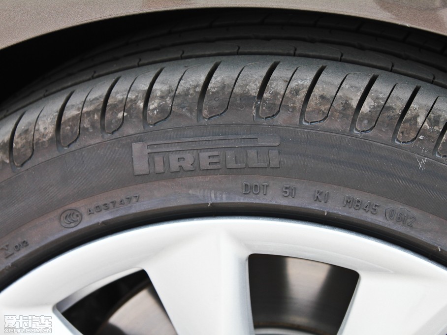 2013R3ϵ 335Li L(fng)а