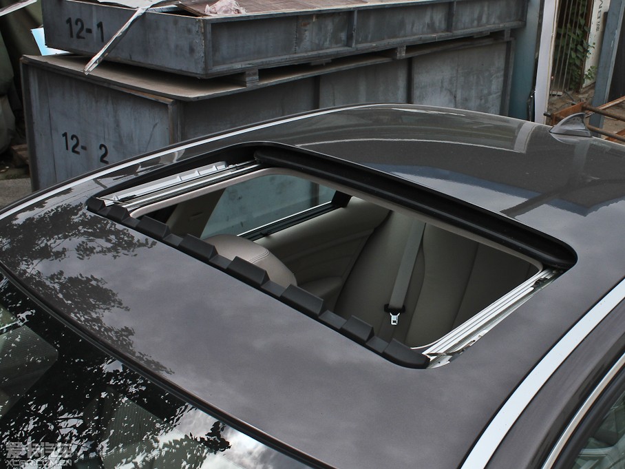 2013��R3ϵ 335Li �L�а�