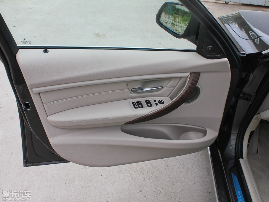 2013��R3ϵ 335Li �L�а�