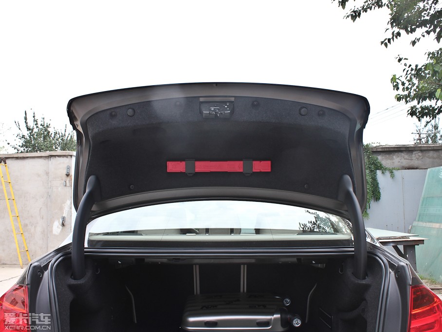 2013��R3ϵ 335Li �L�а�