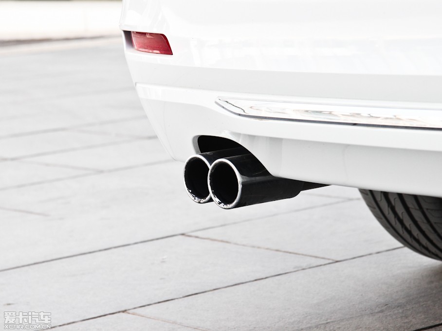 2013��R3ϵ 328Li ���A��