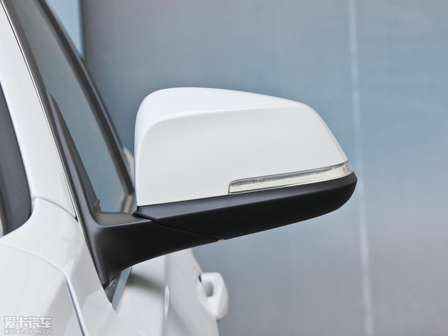 2013��R3ϵ 328Li ���A��