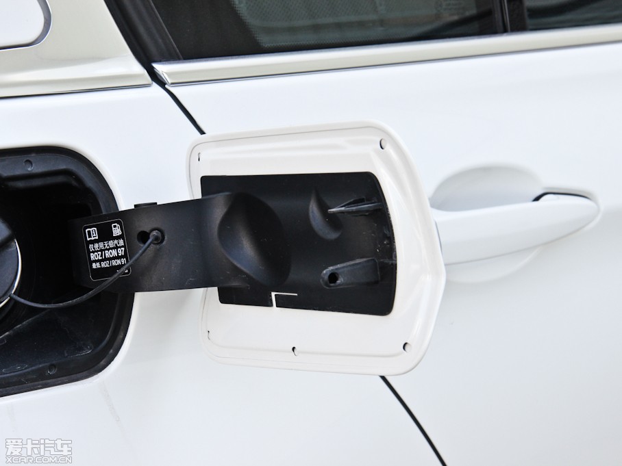 2013��R3ϵ 328Li ���A��