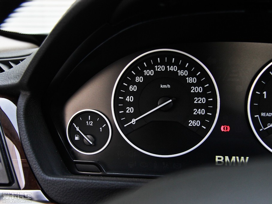 2013��R3ϵ 328Li ���A��