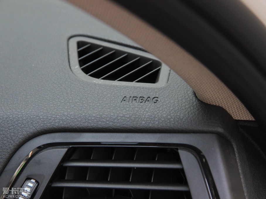 2013��R3ϵ 328Li ���A��