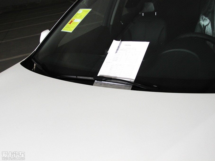 2013��R3ϵ 320i �r(sh��)�а�