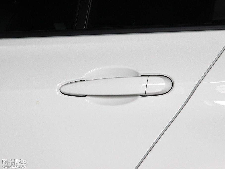 2013��R3ϵ 320i �r�а�