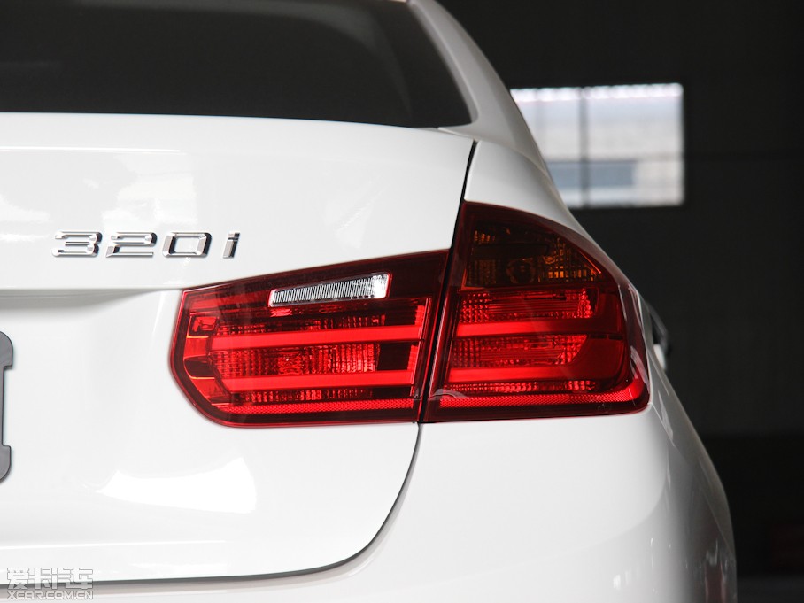 2013��R3ϵ 320i �r�а�