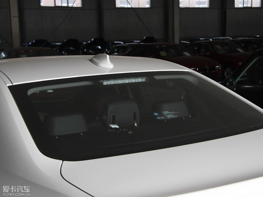 2013��R3ϵ 320i �r�а�