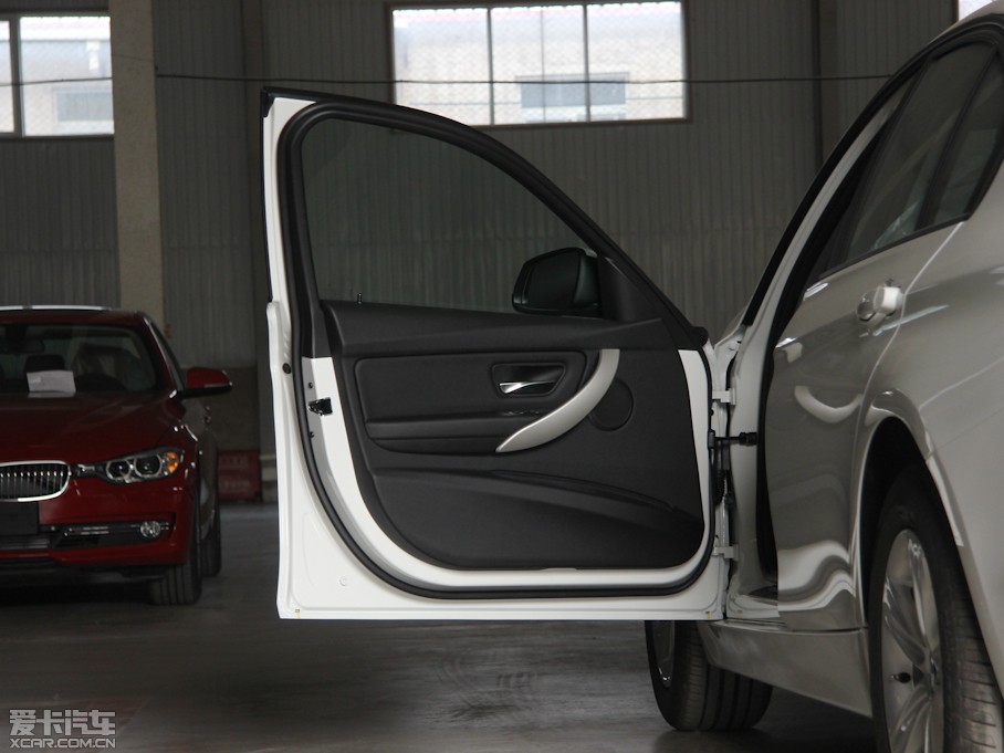 2013��R3ϵ 320i �r�а�