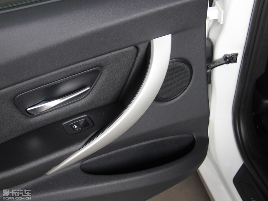 2013R3ϵ 320i r(sh)а