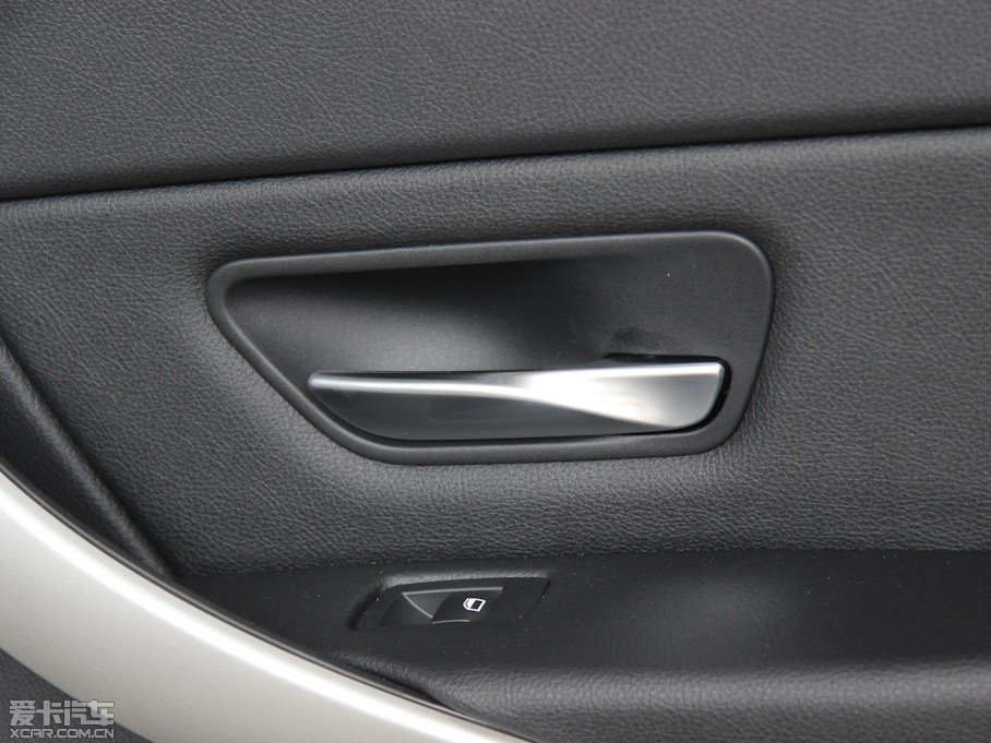 2013R3ϵ 320i r(sh)а