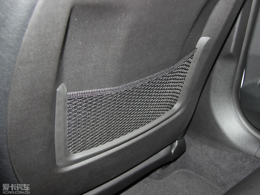 2013R3ϵ 320i r(sh)а