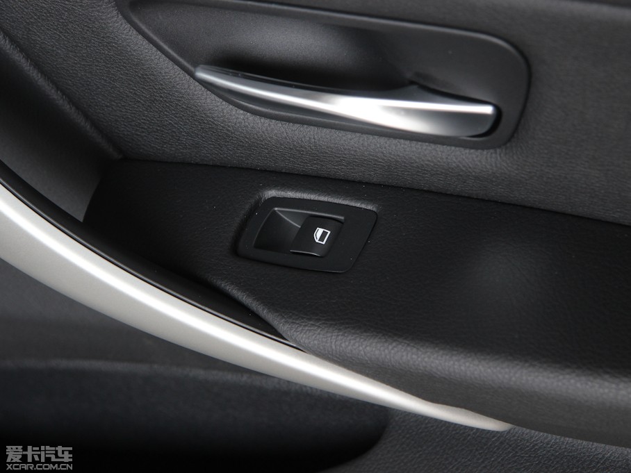 2013��R3ϵ 320i �r�а�