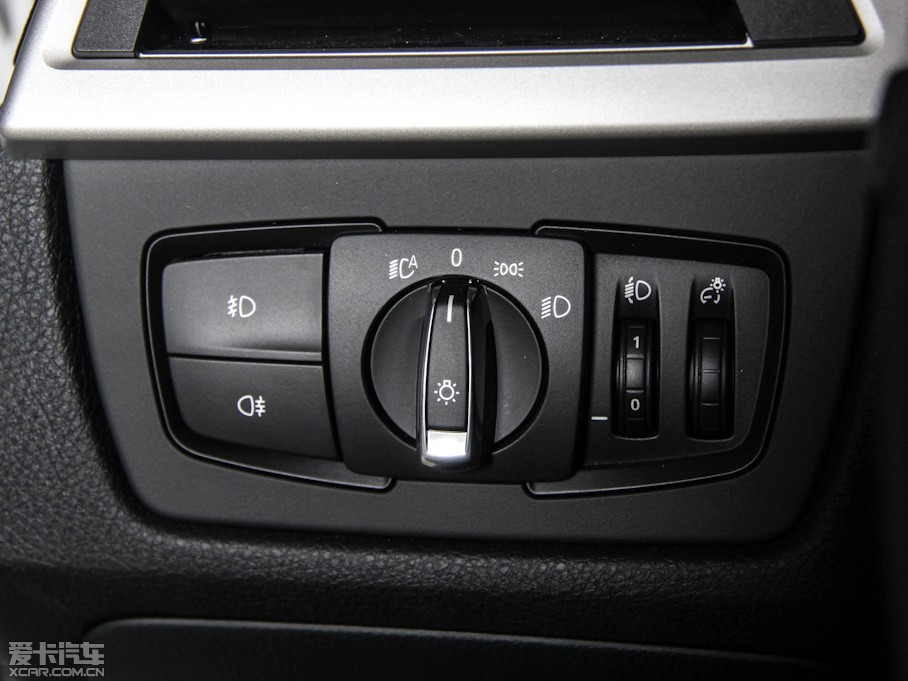 2013��R3ϵ 320i �r�а�