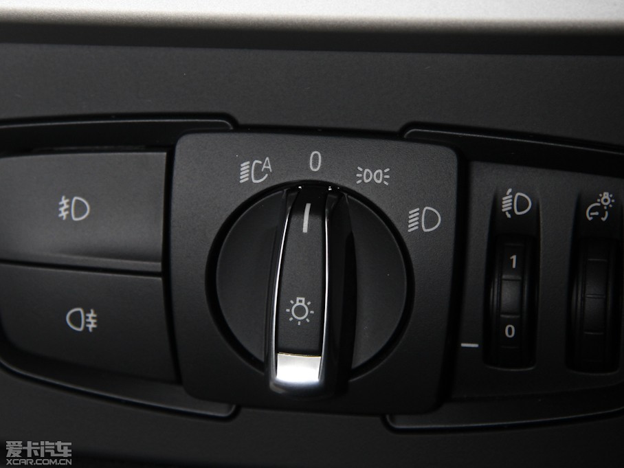 2013��R3ϵ 320i �r�а�