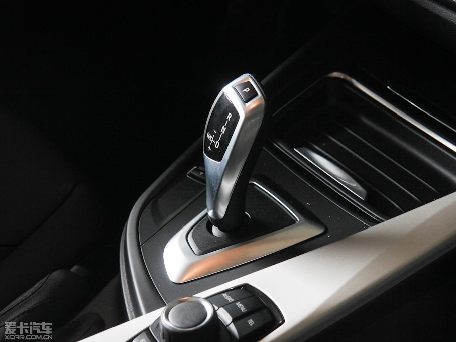 2013��R3ϵ 320i �r�а�