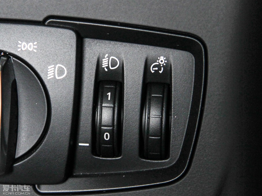 2013��R3ϵ 320i �r�а�