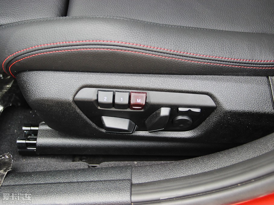 2013R3ϵ 320i \OӋb