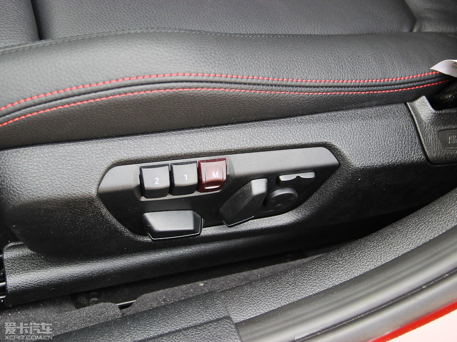 2013R3ϵ 320i \OӋb