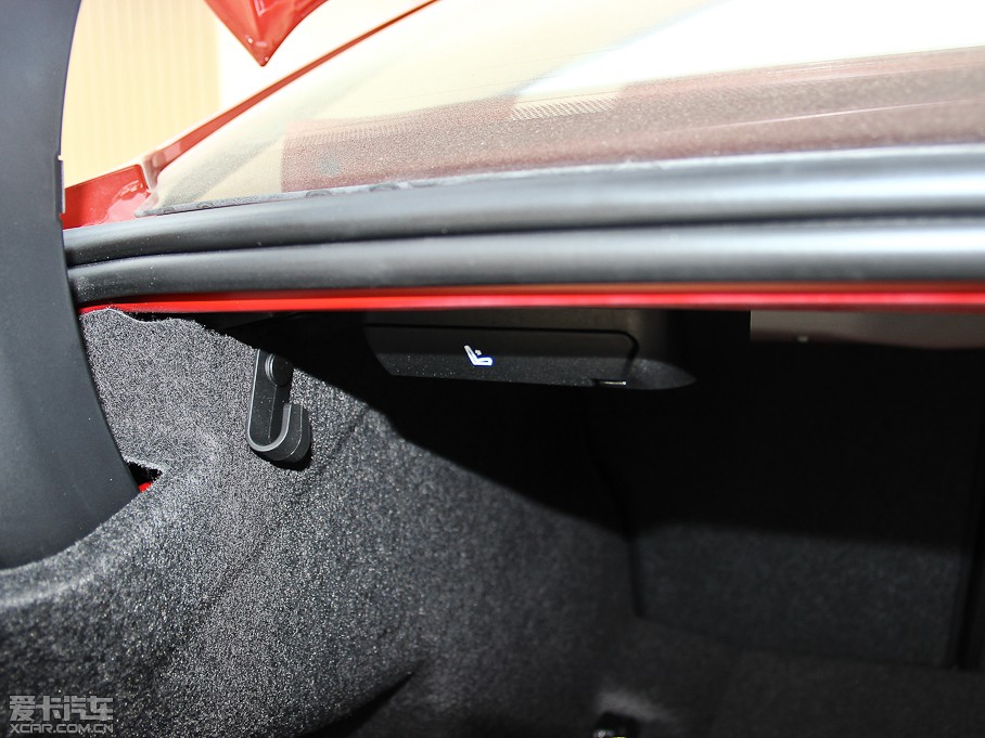 2013R3ϵ 320i \(yn)(dng)O(sh)Ӌ(j)b