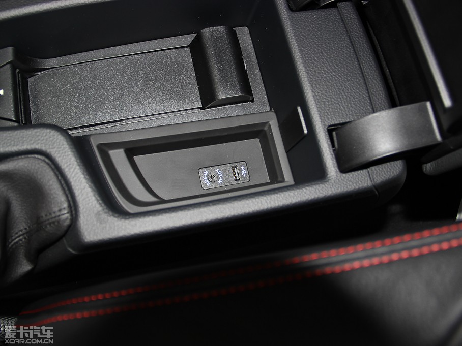 2013R3ϵ 320i \OӋb