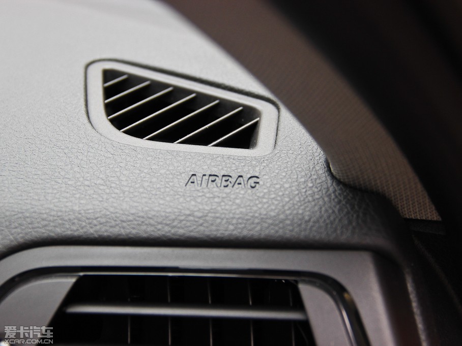 2013R3ϵ 320i \OӋb