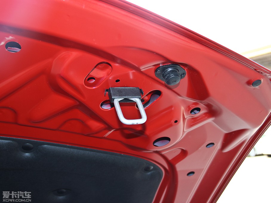 2013R3ϵ 320i \(yn)O(sh)Ӌb